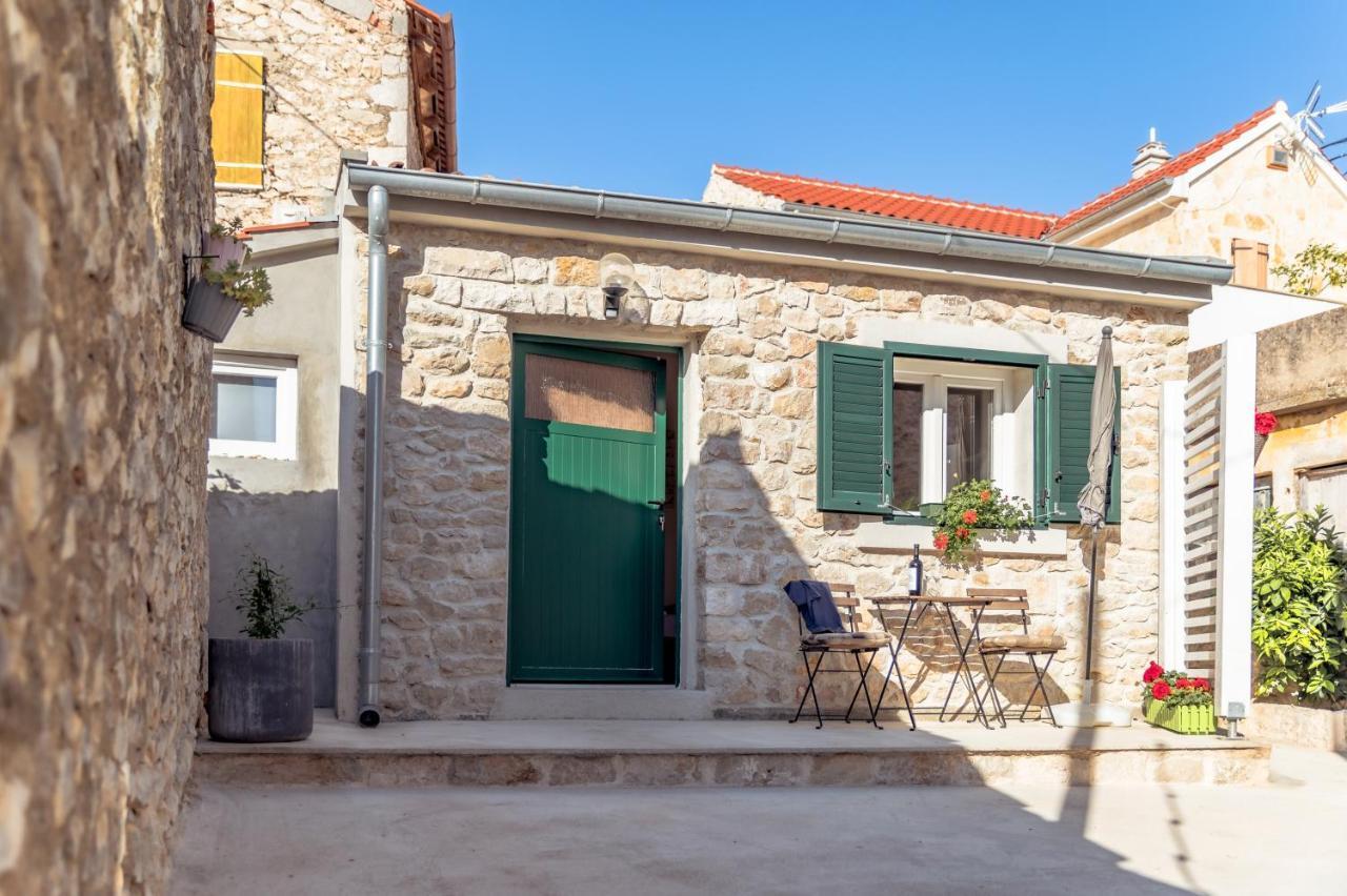 Small Stone House Luka زادار المظهر الخارجي الصورة
