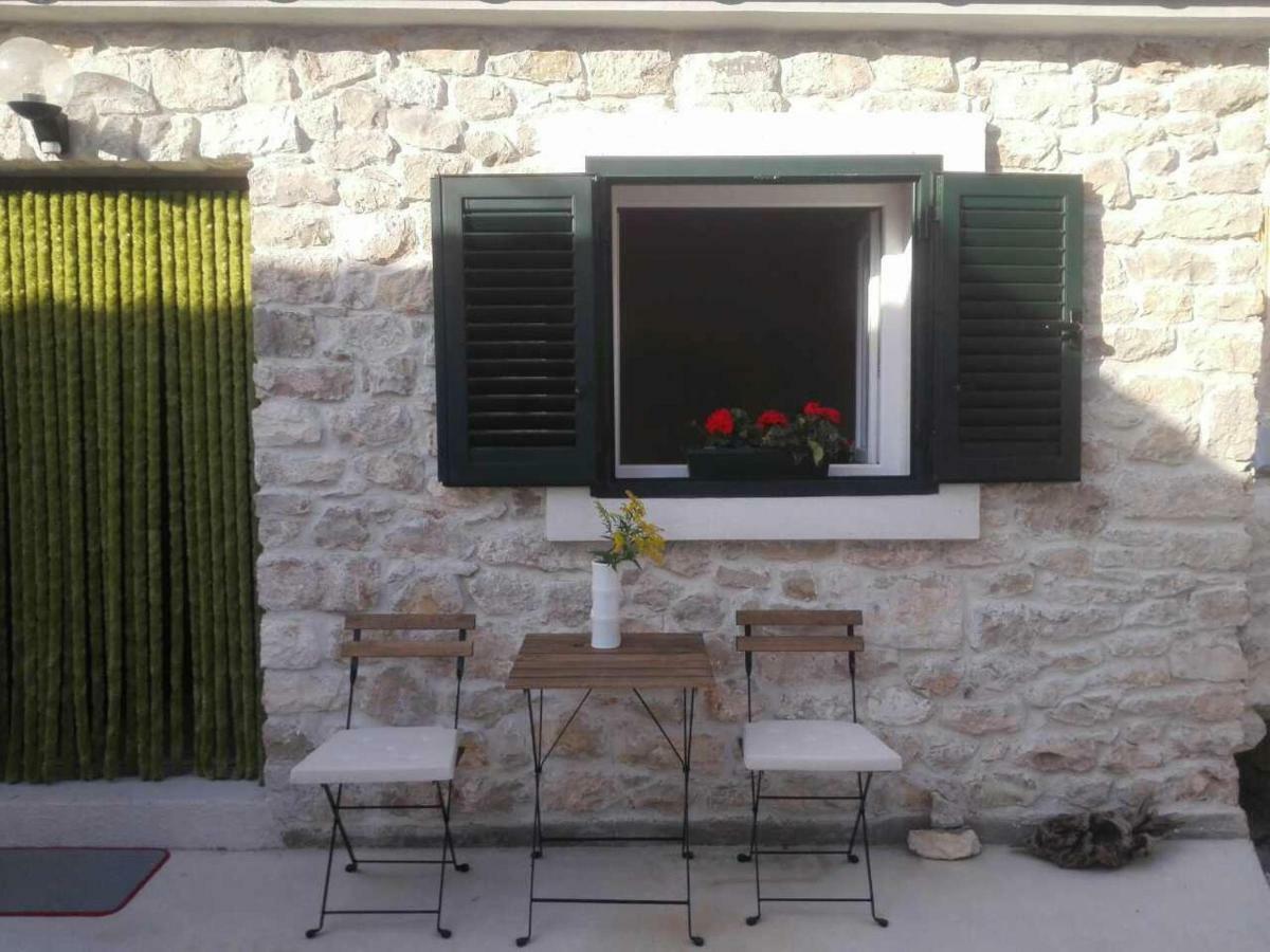 Small Stone House Luka زادار المظهر الخارجي الصورة