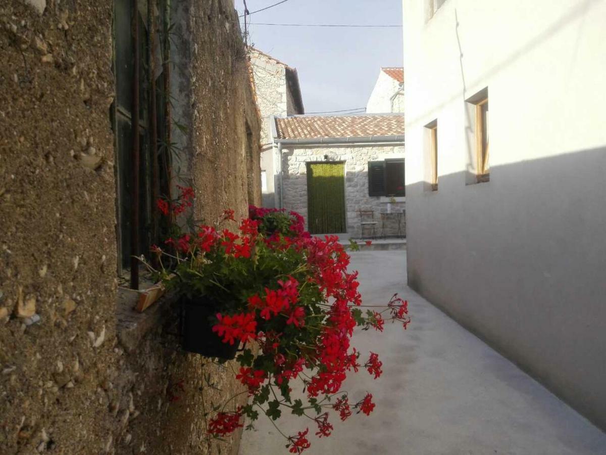 Small Stone House Luka زادار المظهر الخارجي الصورة